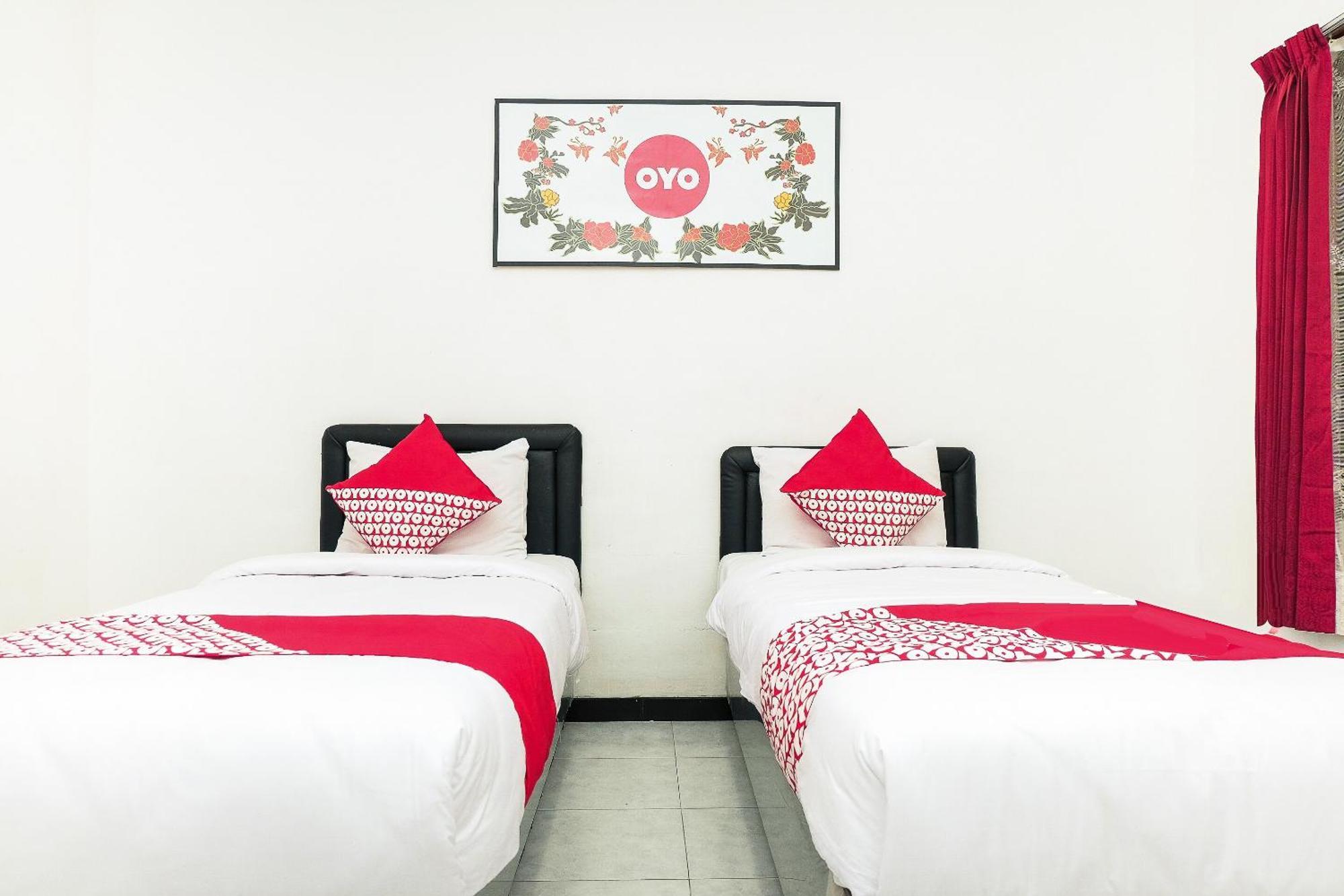 玛琅 Oyo353洛伊斯杰伊斯兰旅馆酒店 外观 照片