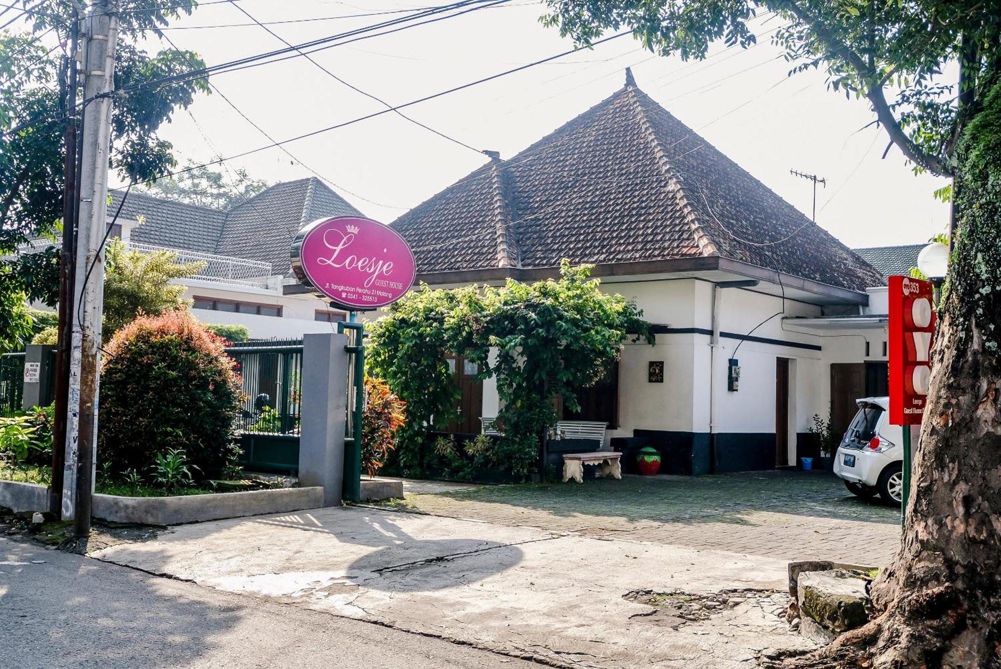玛琅 Oyo353洛伊斯杰伊斯兰旅馆酒店 外观 照片